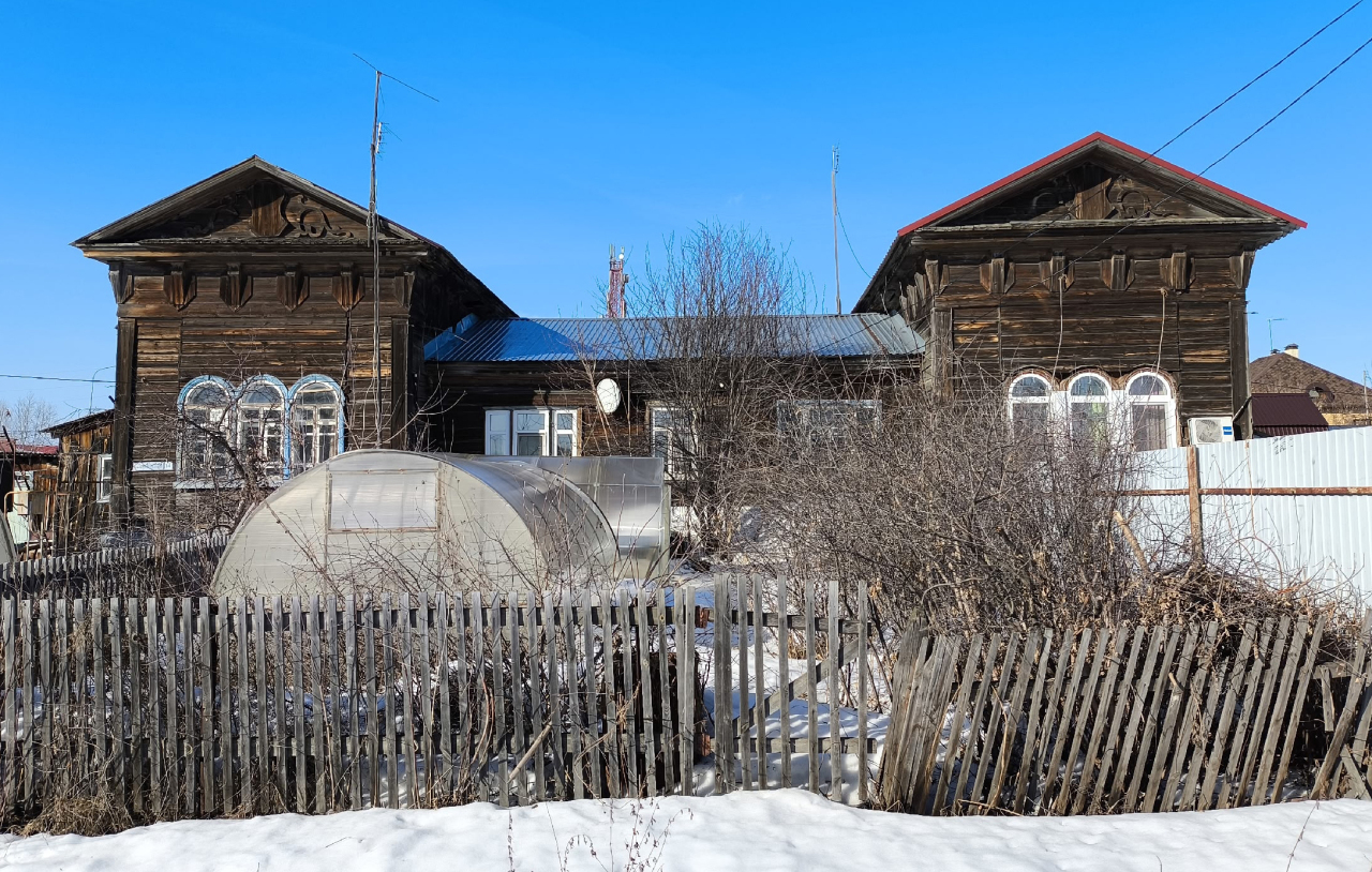 Алексеевское сельское училище в Перевалово.